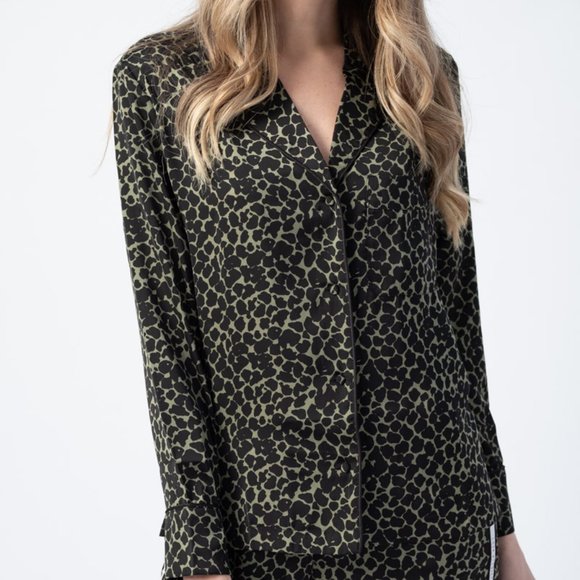 LOVE STORIES Jude Pyjama Top in Black Leopard Print - Picture 1 of 4